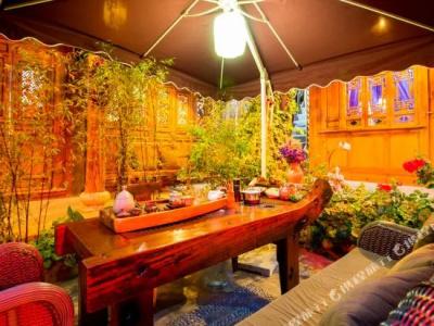 Lijiang Yinjian Inn - 2