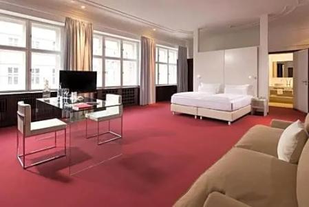 Ellington Berlin - 52