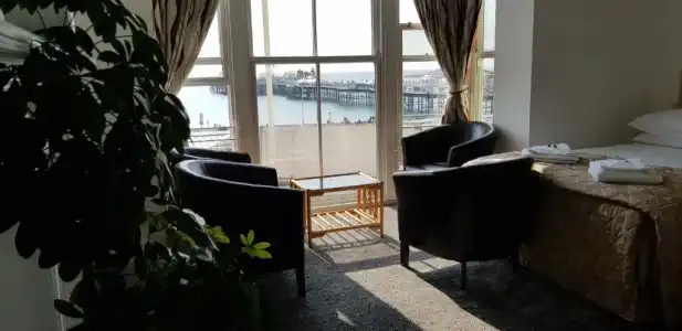 Atlantic Seafront Guest Accommodation - 35