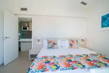 LIVVO Dunagolf Suites - 5