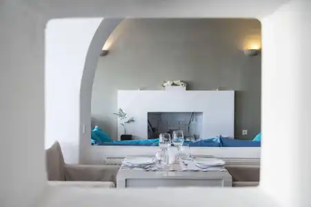 Kanale's Rooms and Suites - 18