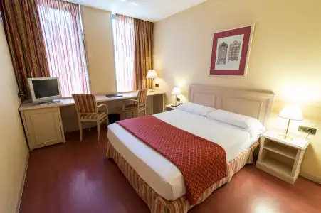 Sunotel Aston - 8