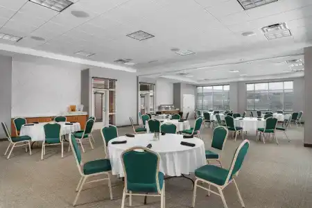 SpringHill Suites by Marriott Chattanooga Downtown/Cameron Harbor - 31