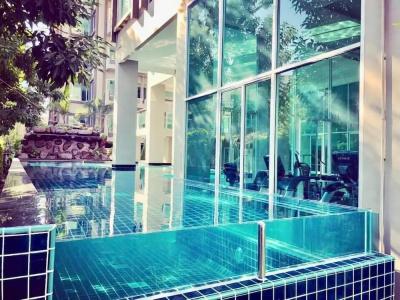 The Lux Ladprao 10 - 17