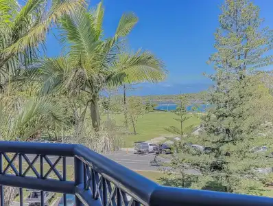 Bella Mare Beachside Apartments - 87