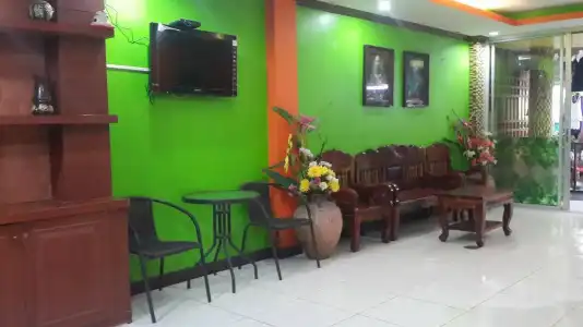 Silla Patong Boutique - 34