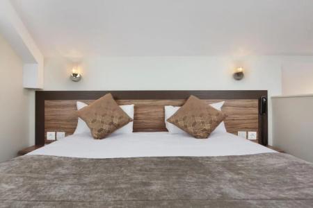 Apolonia Paris Mouffetard, Sure Collection by BW - 159