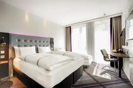 Premier Inn Berlin Alexanderplatz - 32
