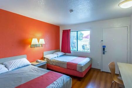 Motel 6 Redding, CA - North - 35