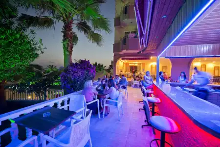 Pyxis Point - All Inclusive - 11