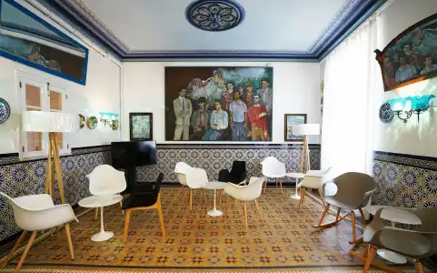 Medium Romantic - 17