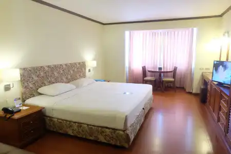 Omni Tower Sukhumvit Nana by Compass Hospitality - 3