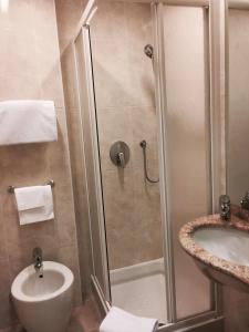 Astoria, Sure Collection by Best Western - 42