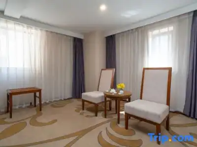 Highest Joints & Resort (Kunming Derun Center) - 76