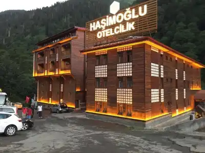 Ayder Hasimoglu - 18