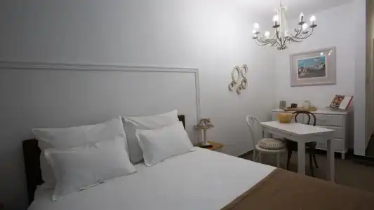 Regal Residence - 40
