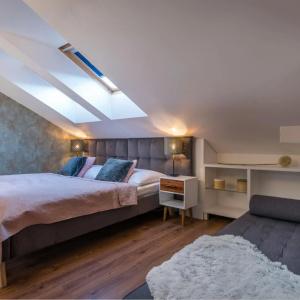 Residence & Club - 34