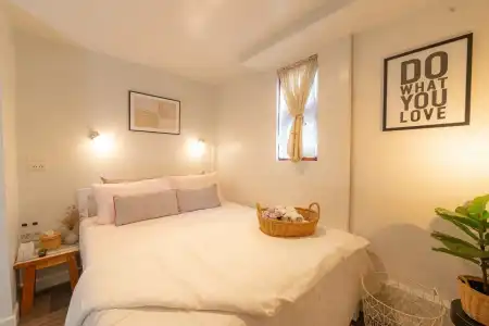 Oon Poshtel - 15