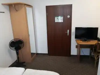 Pension Am Heusteig - 4