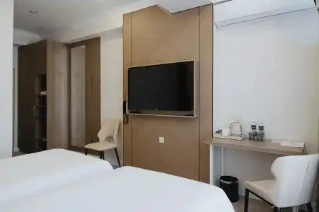 Bon - 8