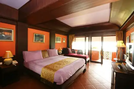Sea Breeze Resort - 4