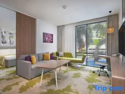 Holiday Inn & Suites SAIGON AIRPORT by IHG - 129