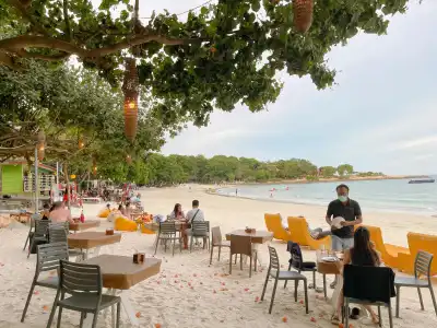 LaLune Beach Resort - 6