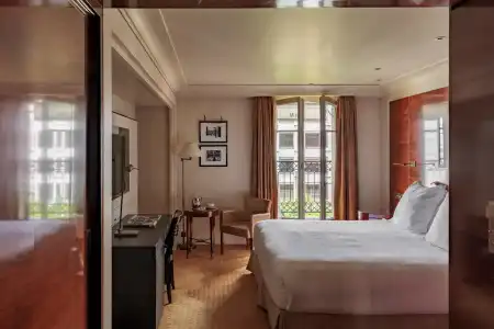 37 - Luxury Flat Montaigne - 2