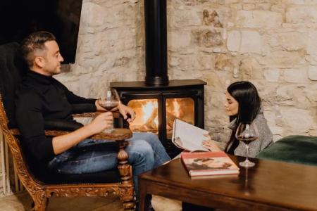 Oinou Strata - Adults Only - 80