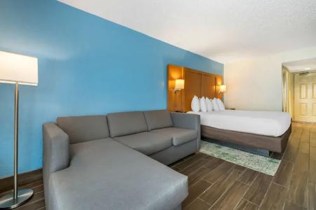 Tropical Winds Resort - 125