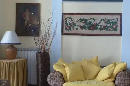 Ferrini Home - Etnea Portrait - 18