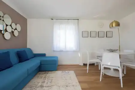 Vis a Vis Apartments - 48