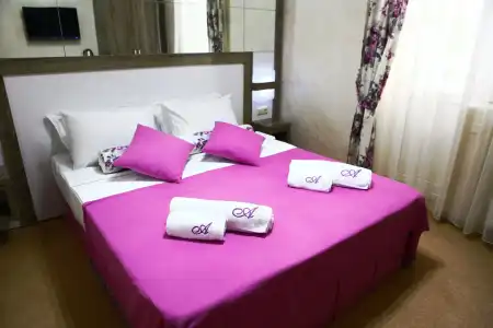 Adjara Boutique - 4