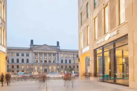 Motel One Berlin - Potsdamer Platz - 0