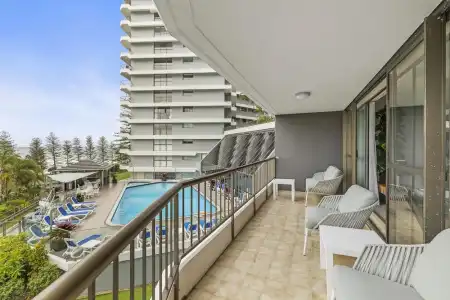 Gemini Court Holiday Apartments - 220
