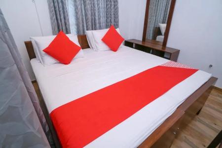 OYO 388 Surf Sea Breeze - 82