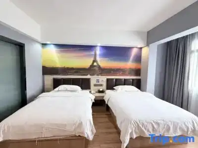Chedi View Hostel & Rooftop Bar - 51
