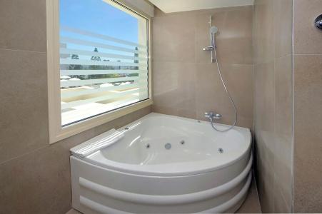 Nelia Beach & Spa - 76