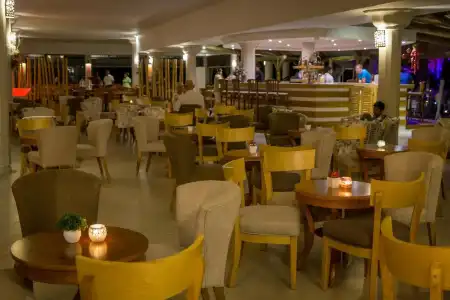 Le Peninsula Bay Beach Resort & Spa - 22
