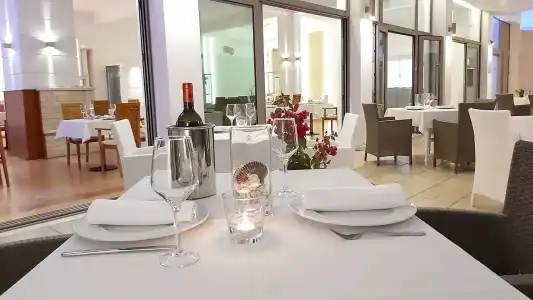 Akrogiali Exclusive - Adults Only - 35