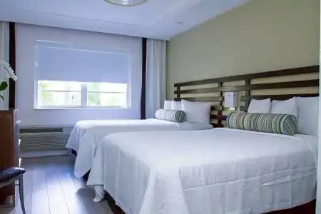 Dorchester & Suites - 25