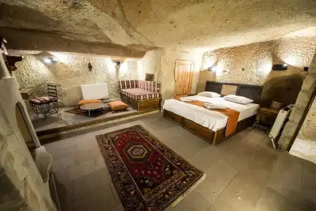 Harkasos Cave - 22