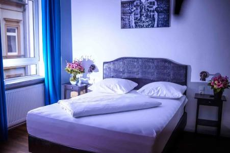 SmartMystique Self Check-IN - 106