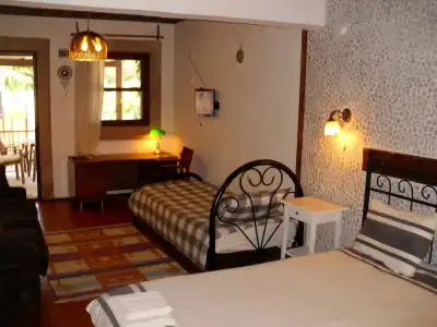 Akropolis Guest House - 47