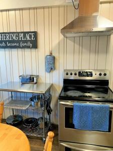 Breakers Boutique Inn - 87
