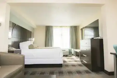 Wingate by Wyndham - Orlando International Airport - 63