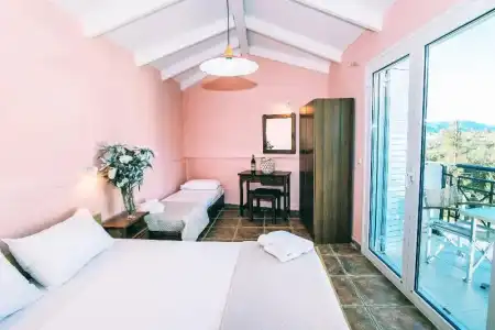 Aura - 19