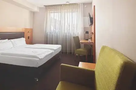 Garner Stuttgart - Zuffenhausen by IHG - 83