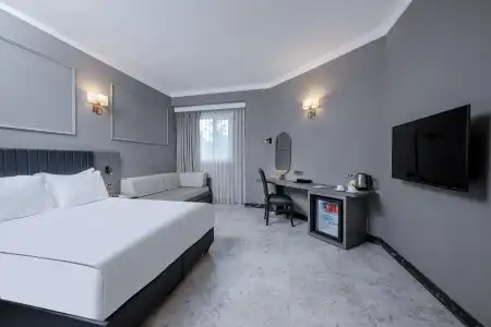 Adora & Resort - 9