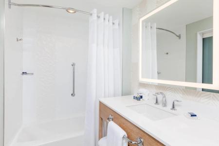 Wyndham Grand Clearwater Beach - 39